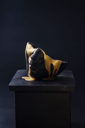 Demi visage moulé sur un une vrai jeune fille. Bodycasting, bodycasting art, moulage corporel, alginate, plâtre. Œuvre unique.